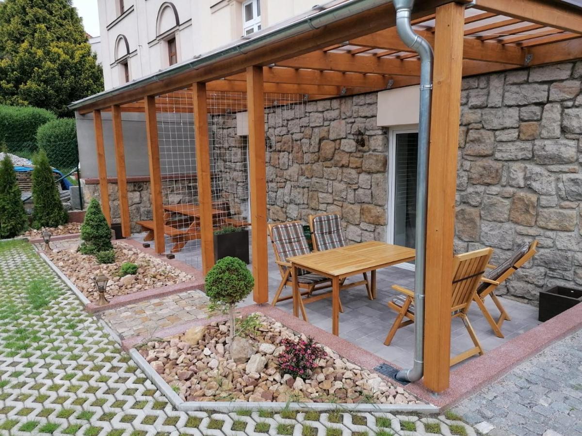 Penzion U Pivovaru Decin Ngoại thất bức ảnh